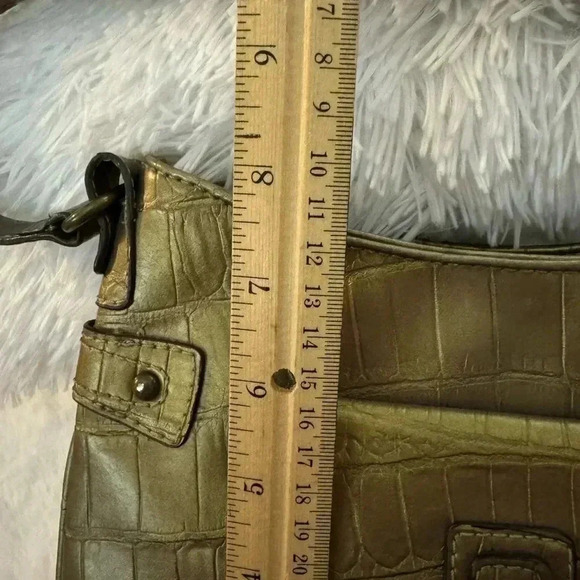Vintage Y2K Gold Metallic Nine Purse Mobwife Faux croc Handbag Shoulder bag EUC - Picture 13 of 14